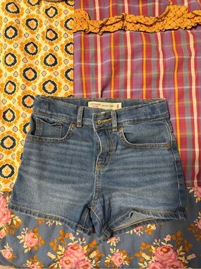 Levi's Shorts